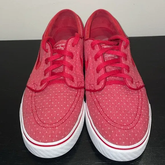Nike Zoom Stefan Janoski Canvas Red Polka Dot Shoes Size 10.  2014