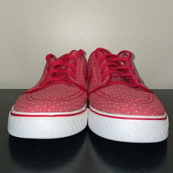 Nike Zoom Stefan Janoski Canvas Red Polka Dot Shoes Size 10.  2014