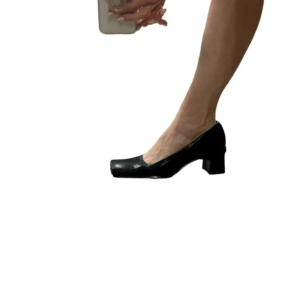 NINE WEST Black Leather Classic Square Toe &amp; Heel Pumps Size 9.5