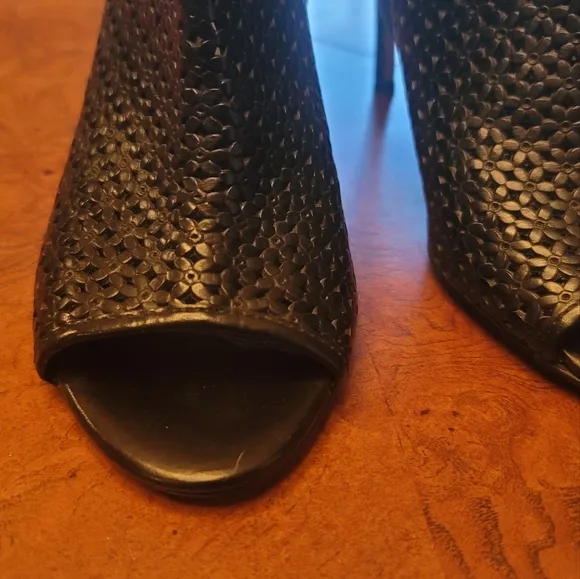 Nine West Glyn Genuine Black Leather Open Peep Toe Sandal Heels Shoes Boots 8