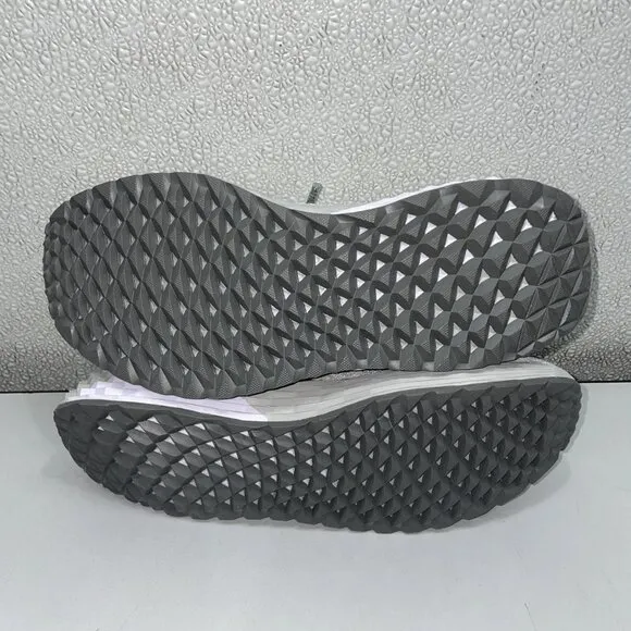 NOBULL Diamonds Knit Runner Shoes – Grey – Unisex M5.5 / W7 – New Without Box