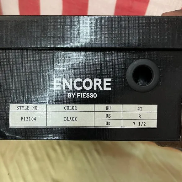 NWB Encore by Fiesso Leather Shoes Sz 8
