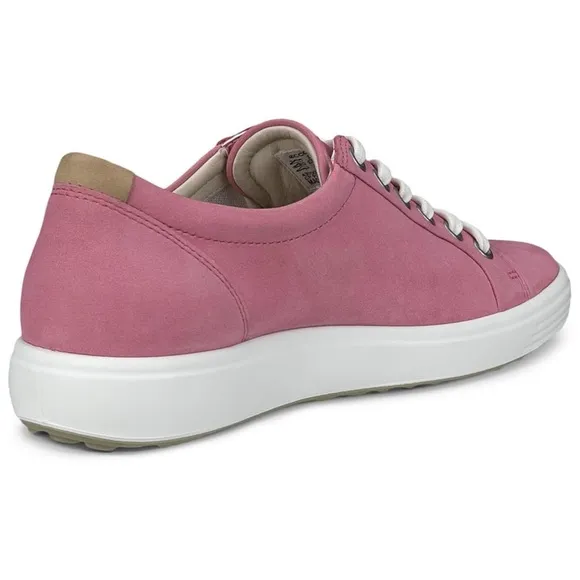 NWOB $175 ECCO Bubblegum Soft 7 Nubuck Sneakers