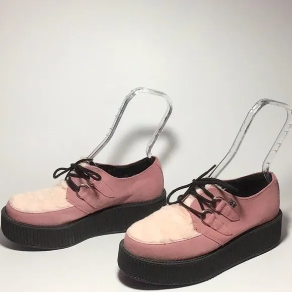 NWOB T. U.K. Mondo Creeper 9 Pink Suede Faux Fur
