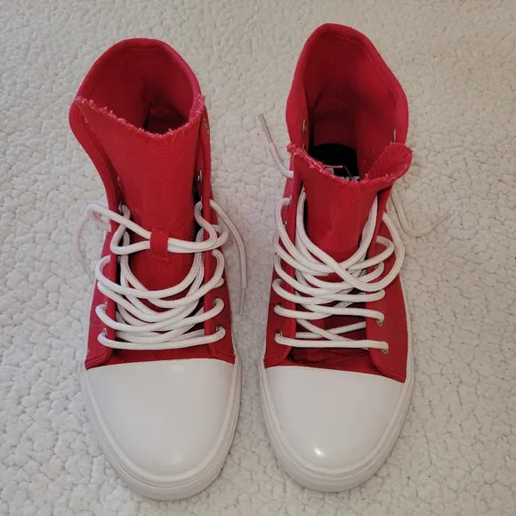 NWOT Chalk Line WWE Rare Shawn Michaels HBK  Red High Top Canvas Shoes Size 7