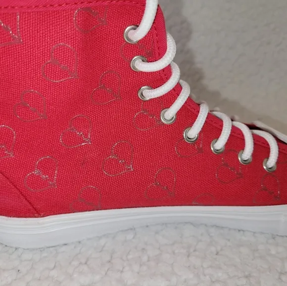 NWOT Chalk Line WWE Rare Shawn Michaels HBK  Red High Top Canvas Shoes Size 7