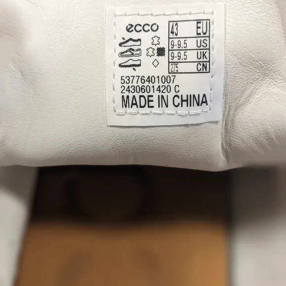 NWOT: Men's ECCO Soft Zero White Leather Sneakers- Size 43 (9-9.5)