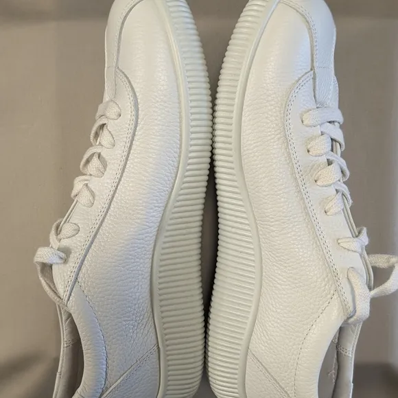 NWOT: Men's ECCO Soft Zero White Leather Sneakers- Size 43 (9-9.5)