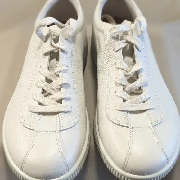 NWOT: Men's ECCO Soft Zero White Leather Sneakers- Size 43 (9-9.5)