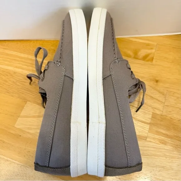 NWOT Original Penguin Low Cut Tan/Brown Canvas Sneakers, Men's 10.5