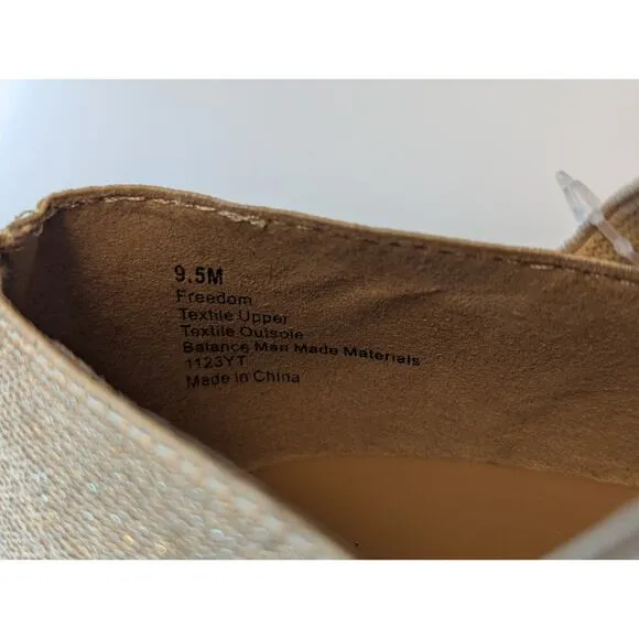 NWT Aerosoles  Freedom Lightweight Slip On Elastic Gold Sandal Cushioned 9.5
