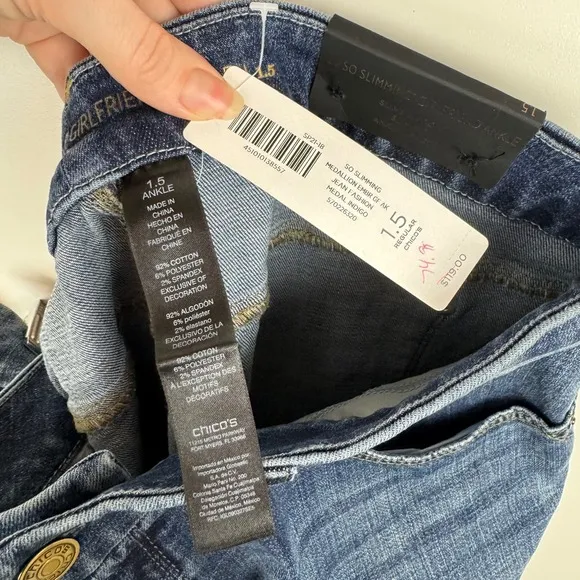 NWT Chico's So Slimming Girlfriend Ankle Jeans Sz 1.5 (US 10) Embroidered Boho