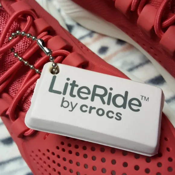 NWT Girls Crocs Literide red shoes juniors size 2