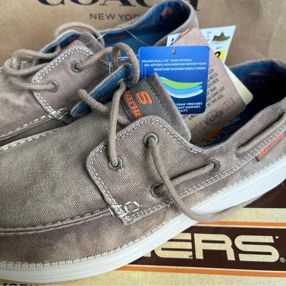 NWT Skechers Men's Size 8 Casual Boat Shoes Tie Topsider Shoes vintage washed