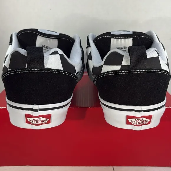 NWT Vans KNU Skool Mega Checkerboard Street/Skate Shoes Men’s 10.5