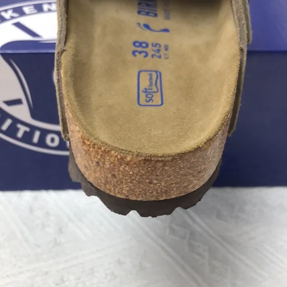 🥤NWT Women's Taupe Suede Birkenstock Boston Shoes - Narrow Fit