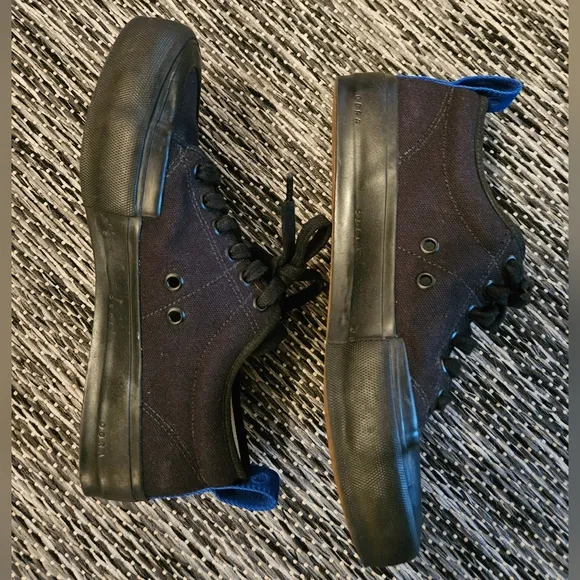 OBRA Canvas Men's Shoe (Size 8)