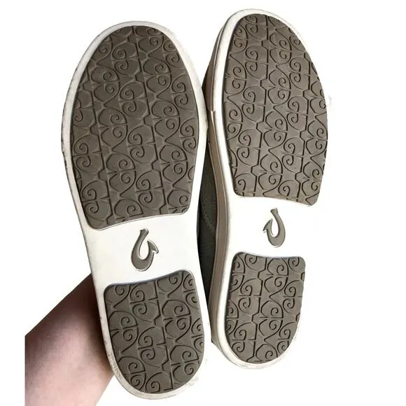 Olukai Sage Color Snakeskin Embossed Soft Leather Loafers Sneakers size 8