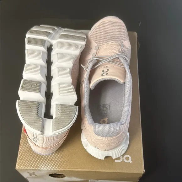On Cloud Running Women's Pink Running Shoes