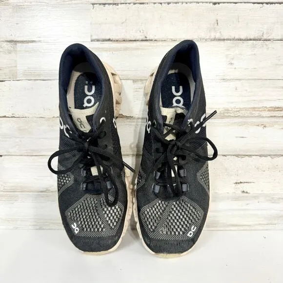 ON CLOUD Women’s Cloudtec Helion Black Lace Up Running Shoes Size 8