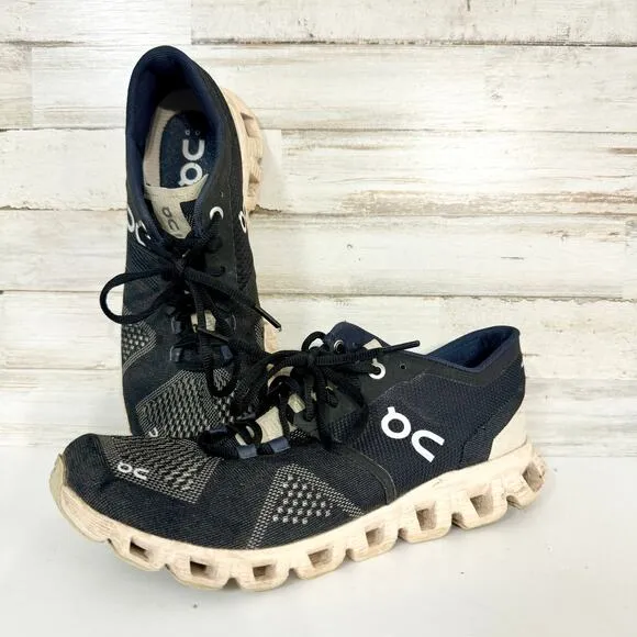 ON CLOUD Women’s Cloudtec Helion Black Lace Up Running Shoes Size 8