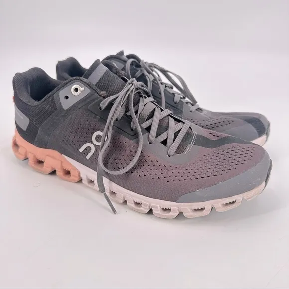 On Running Cloudflow Sneakers Shoes Women’s Size 8.5 Cloud Flow