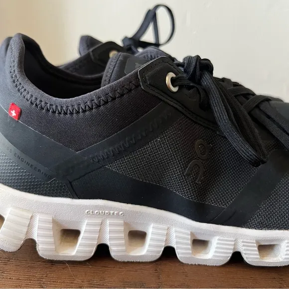 On Running Women Cloud X 3 AD Shoes Sneaker