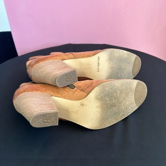 Paul Green Brown Distressed Leather Ankle Booties