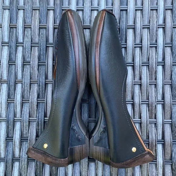 Pikolinos Grandia Low Heel Loafer - Black and Brown Leather