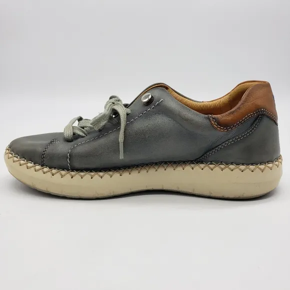 Pikolinos women US 39 gray leather upper tan accents leather lining laceup shoe