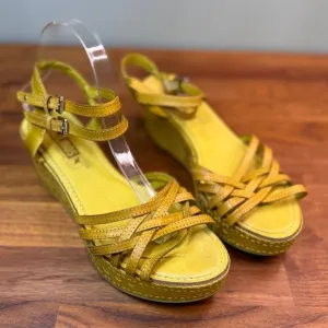 Pikolinos Yellow Leather Wedge Sandal Buckle Embossed Size 40
