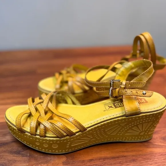 Pikolinos Yellow Leather Wedge Sandal Buckle Embossed Size 40