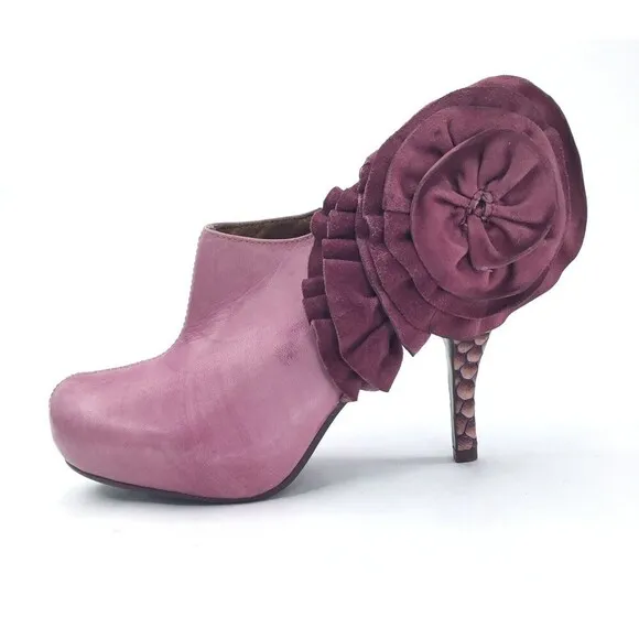Poetic License Shoes Women 6.5 Mauve Pink Leather Pumps Mod 3D Suede Rosette