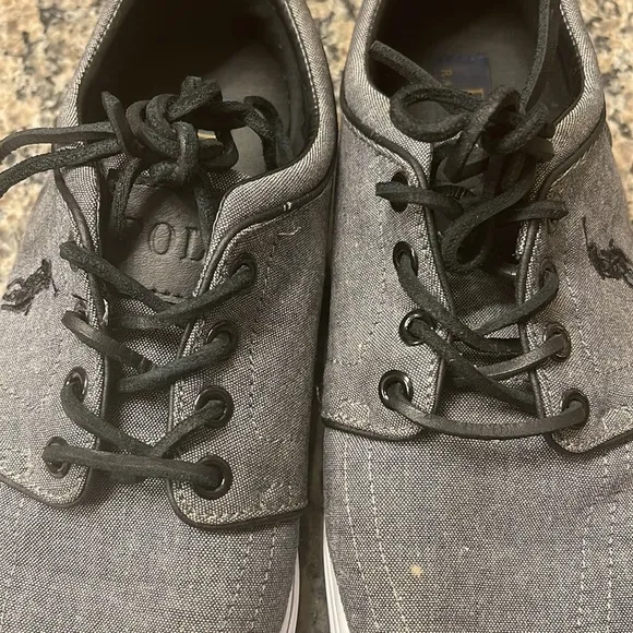 Polo Ralph Lauren Gray Canvas Sneaker Shoes Leather Laces Size 8 GUC #3145