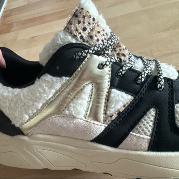 POSH By Poelman Womens US Size 9 EU 40 Faux Fur Sherpa Metallic Sneakers
