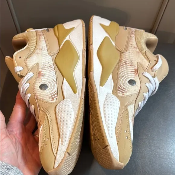 PUMA RS-X x Dixie D'Amelio woman’s sz 8.5