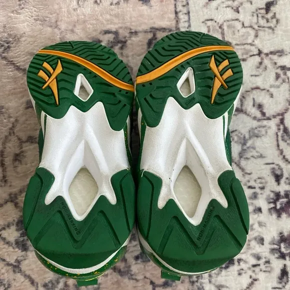 Reebok Hurrikaze II Sonics Kemp Reign Man Basketball Shoes GZ1566 Men’s  ( S-4 )