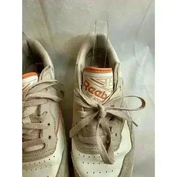 Reebok Women's Lifestyle BB 4000 Sneakers Sz 9 in White Soft Ecru/Coral Court