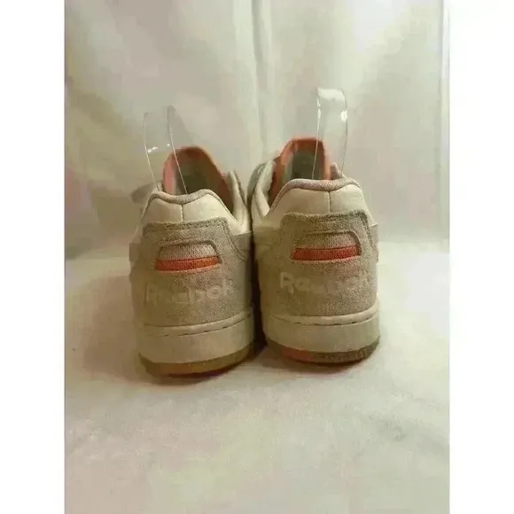 Reebok Women's Lifestyle BB 4000 Sneakers Sz 9 in White Soft Ecru/Coral Court