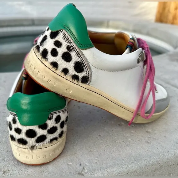 Royal Albatross London Fieldfox White/Dalmatian Fur Spikeless Golf Shoes. SZ 6