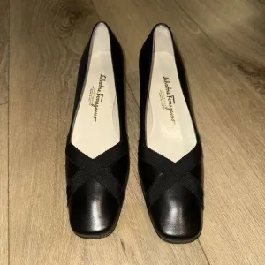 Salvatore Ferragamo Boutique Womens Black Leather Shoes Size 8‎ B