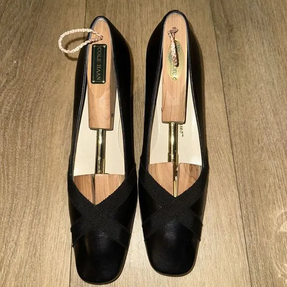 Salvatore Ferragamo Boutique Womens Black Leather Shoes Size 8‎ B