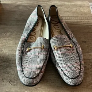Sam Edelman Lori Black &amp; Pink Plaid Loafers size 11