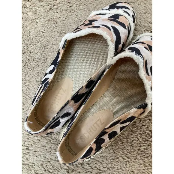 Schutz ohanna espadrille leopard flats sz 7.5 slip on canvas