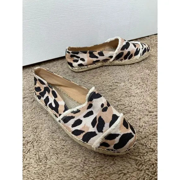 Schutz ohanna espadrille leopard flats sz 7.5 slip on canvas