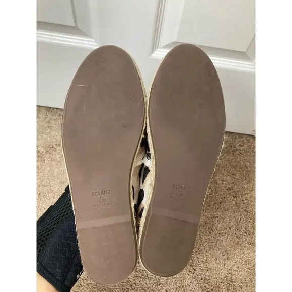 Schutz ohanna espadrille leopard flats sz 7.5 slip on canvas