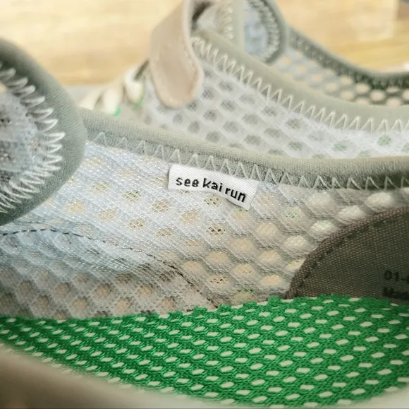 See Kai Run Toddler Sneaker 4Y