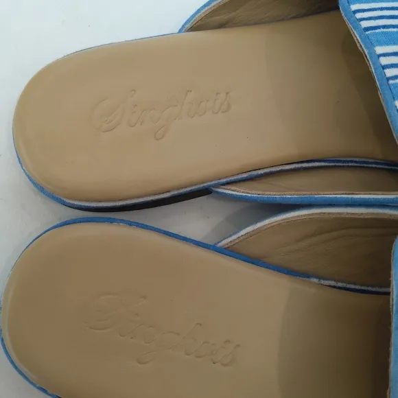 Singles Capri mule white blue striped shoes