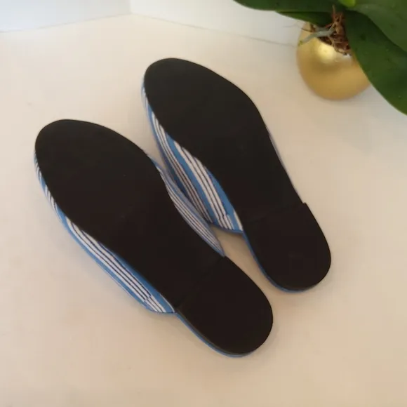 Singles Capri mule white blue striped shoes