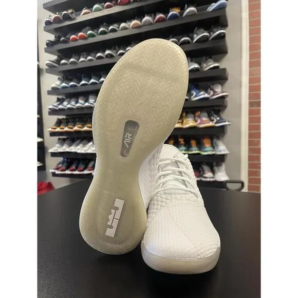 Size 11.5 - Nike Lebron Witness III Shoes White/Chrome